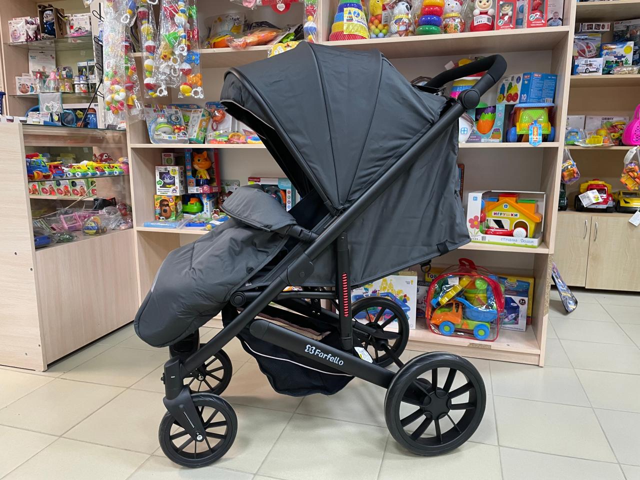 Прогулочная коляска Farfello Bonnie black. /Новый/. 